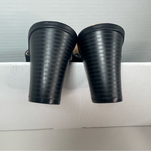 Liz Claiborne “Pearse “ black mule - Picture 4 of 7